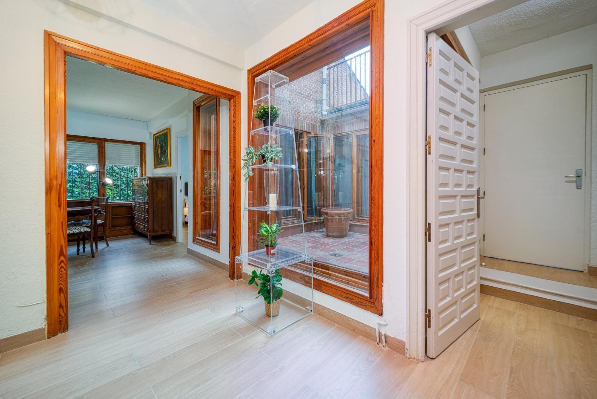P Casacafe Madrid Calle Carlos Dubois 3 Εξωτερικό φωτογραφία