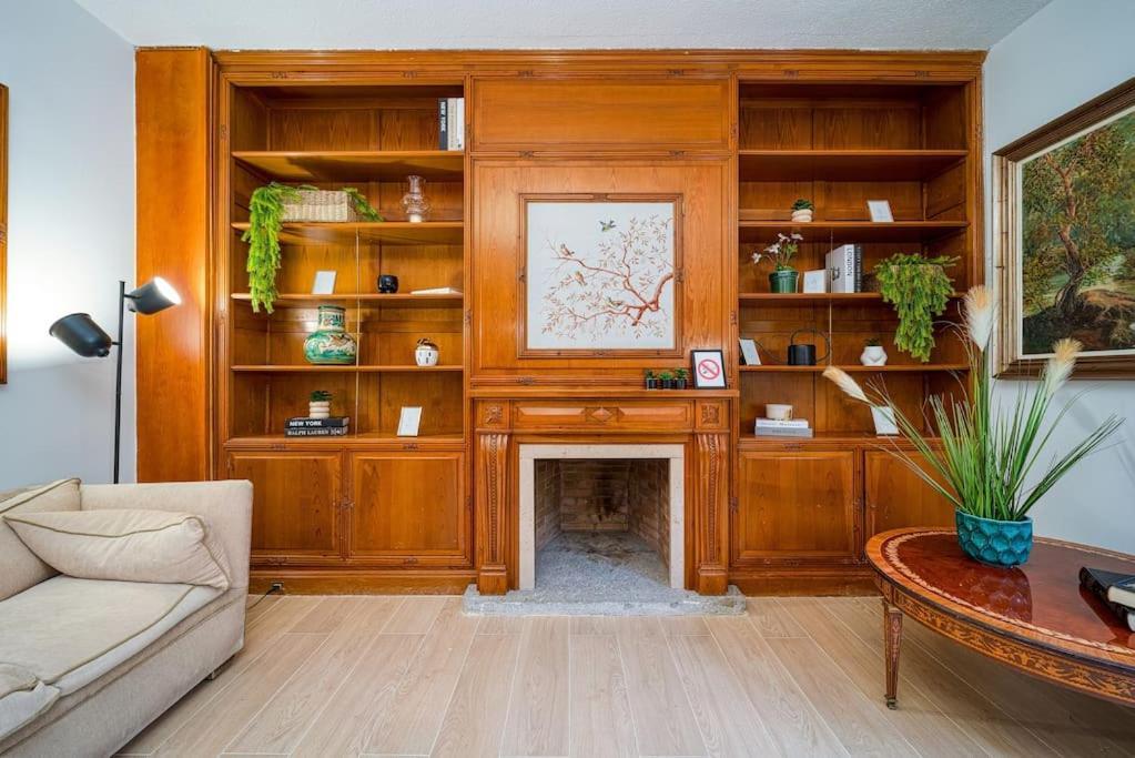 P Casacafe Madrid Calle Carlos Dubois 3 Εξωτερικό φωτογραφία