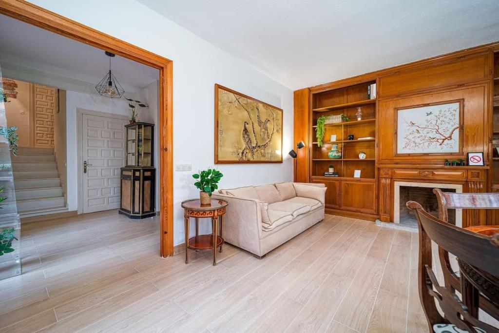 P Casacafe Madrid Calle Carlos Dubois 3 Εξωτερικό φωτογραφία